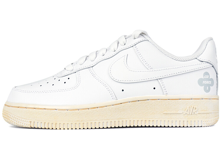 

Мужские кроссовки для скейтбординга Nike Air Force 1, White