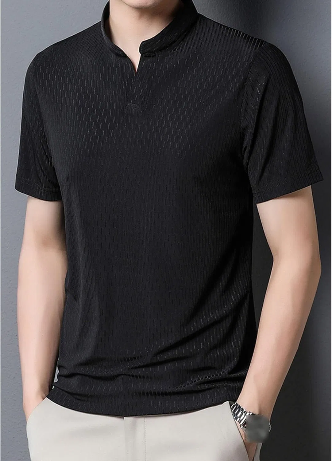 Мужские повседневные рубашки-поло с V-образным вырезом, модные футболки из ледяного шелка с коротким рукавом, однотонные, эластичные, спортивные, для тренировок и пляжа — фото 2