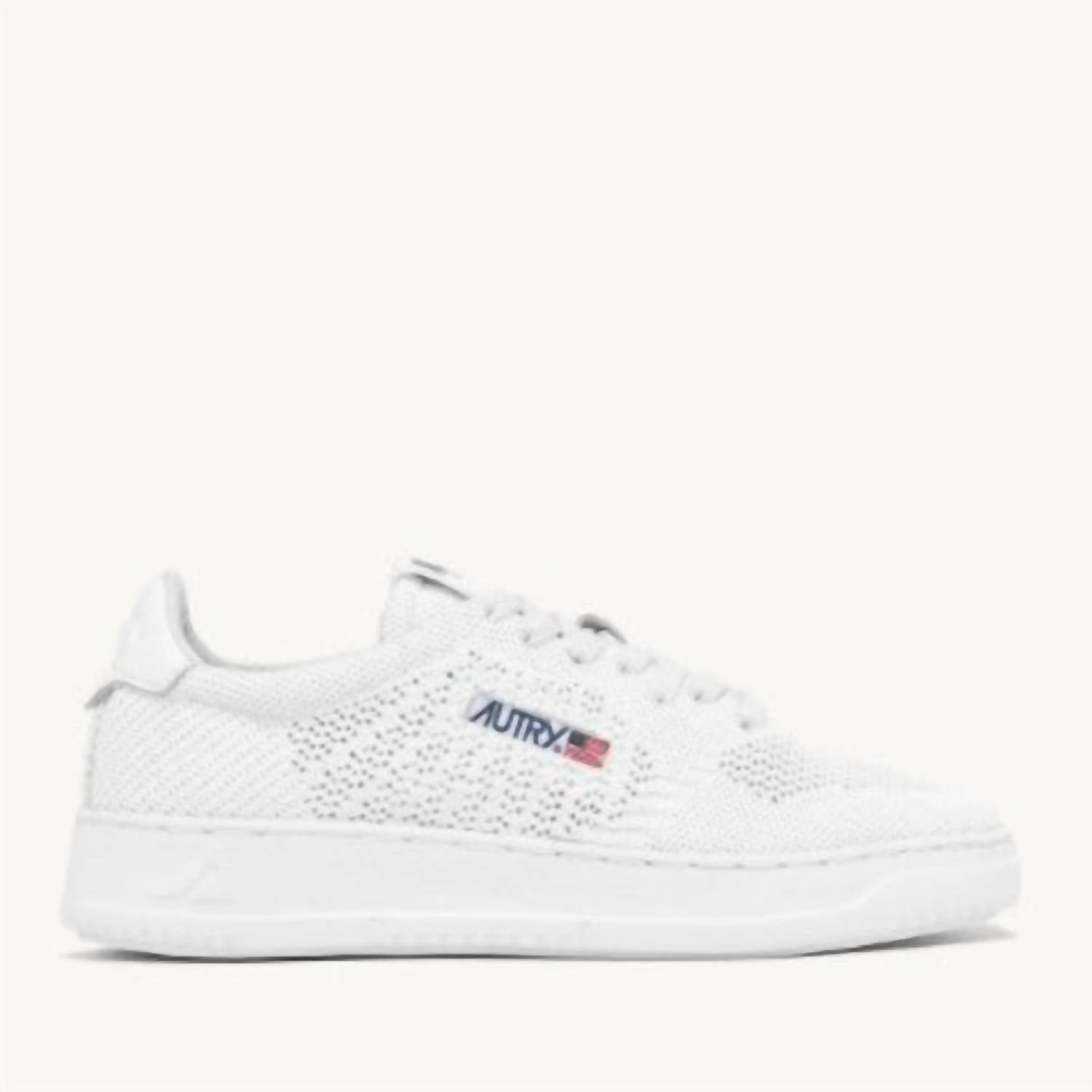 Женские кроссовки Ease Knit Medalist Low белого цвета Autry