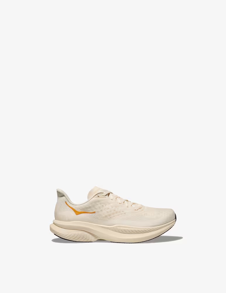 

Кроссовки мах 6 ла Hoka One One, бежевый