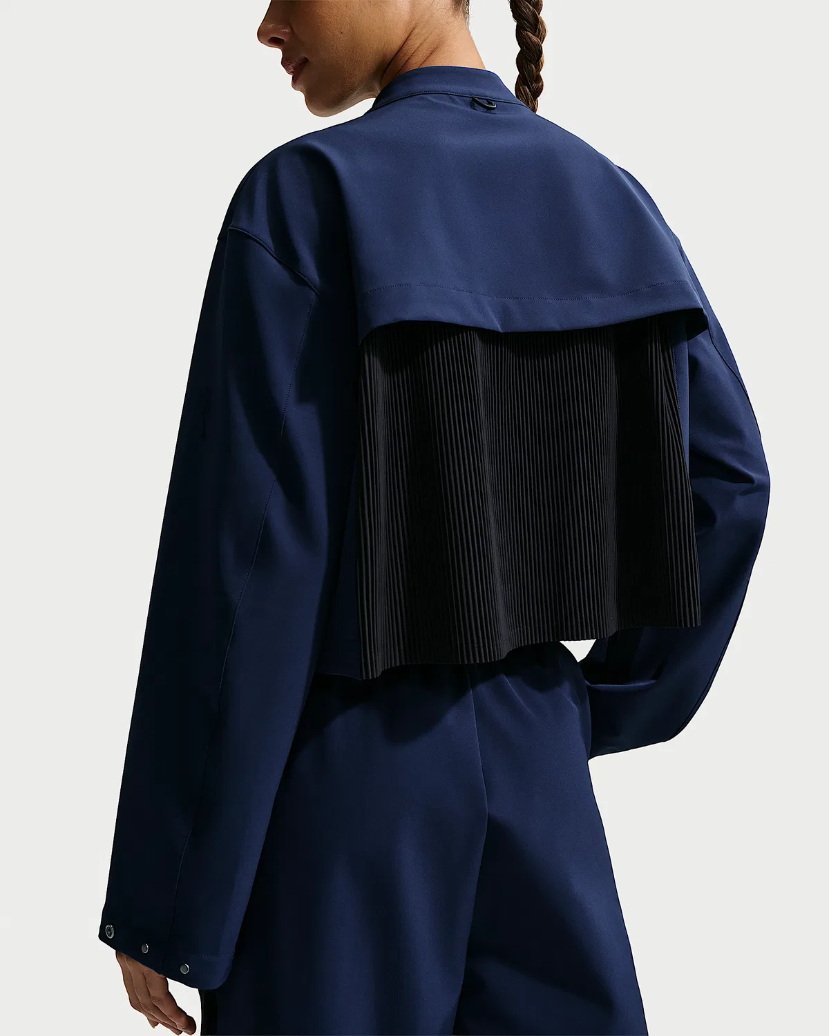 Женская куртка Nike 24.7 PerfectStretch Dri-FIT свободного кроя, Midnight Navy/Black/Dark Obsidian — фото 2
