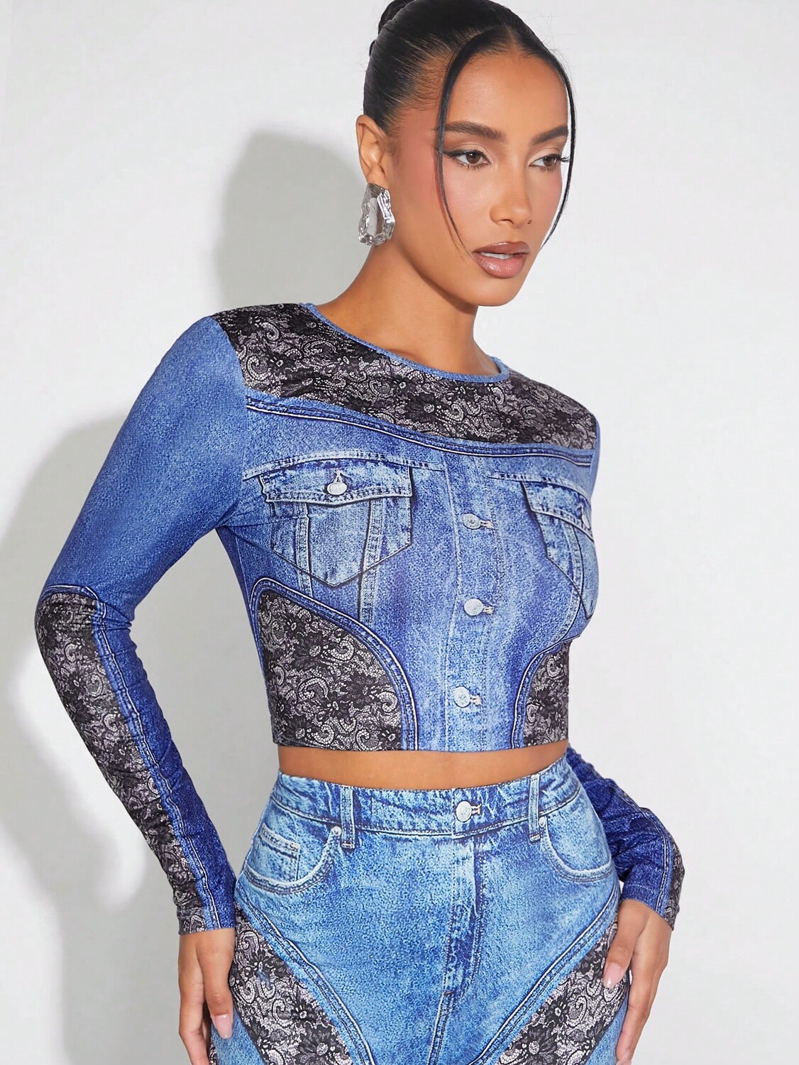 

SHEIN Укороченный топ Haute Кружевной принт с джинсовым эффектом, многоцветный