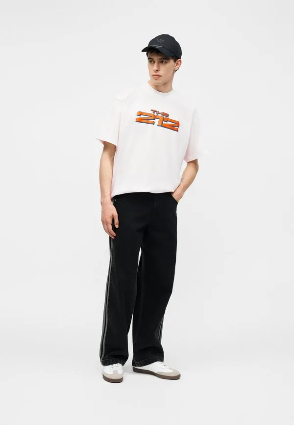Футболка с принтом ny city Adidas Originals, White/Collegiate Royal — фото 2