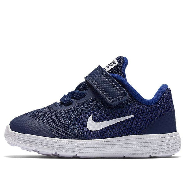 

Кроссовки Revolution 3 Nike, белый