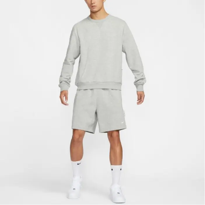 Толстовка мужская STANDARD ISSUE DRI-FIT серая Nike, серый — фото 2