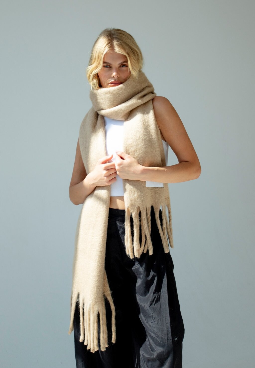 

Шарф THE REYKJAVIK ARCTIC FOX & CO., цвет beige