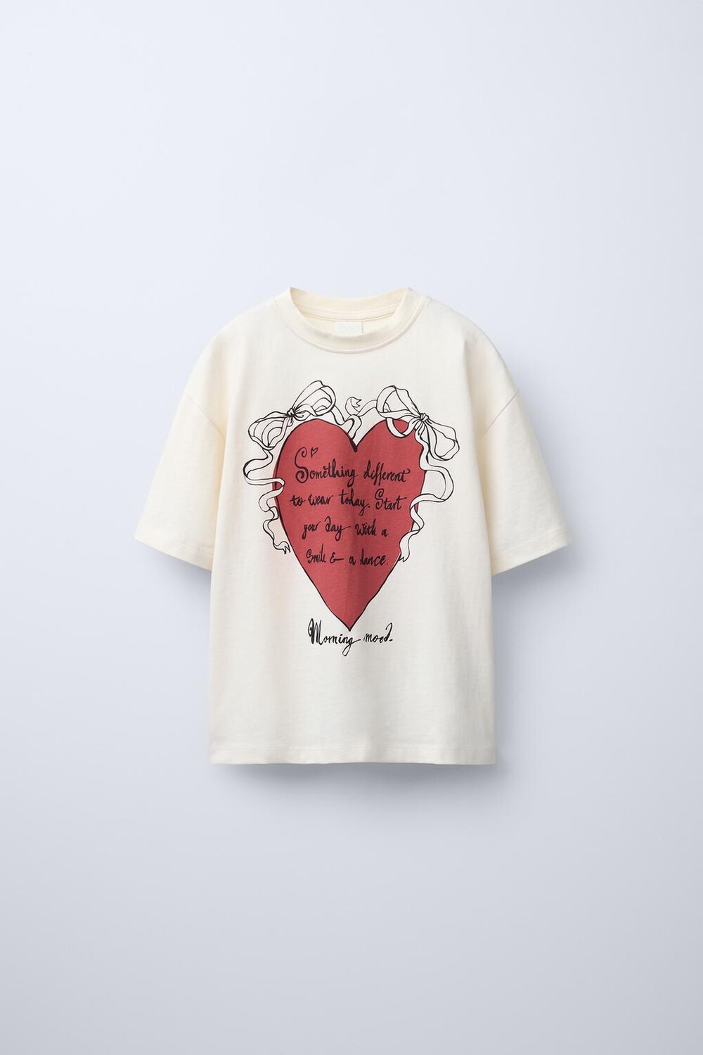 

Футболка с принтом ZARA, экрю