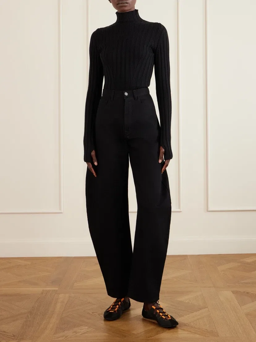 Балетки из ракушечника с замшевой отделкой Alaïa, черный — фото 4