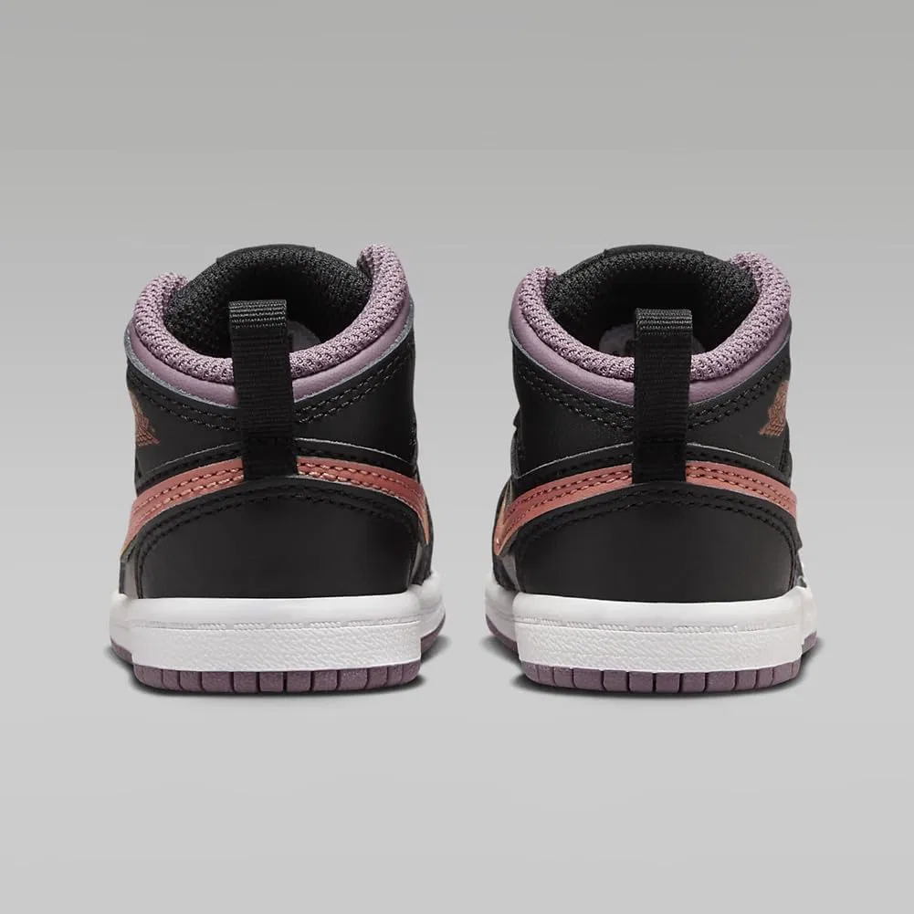 Кроссовки Nike Tanjun, цвет Black/Sky J Orange/Sky J Mauve/White — фото 3