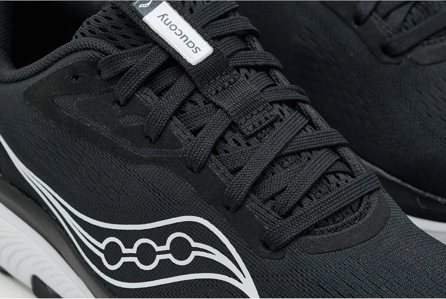 Мужские кроссовки Saucony Echelon 10, Black Silver — фото 2