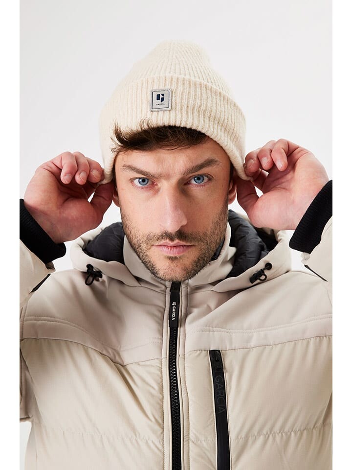

Шапка Garcia Beanie, кремовый