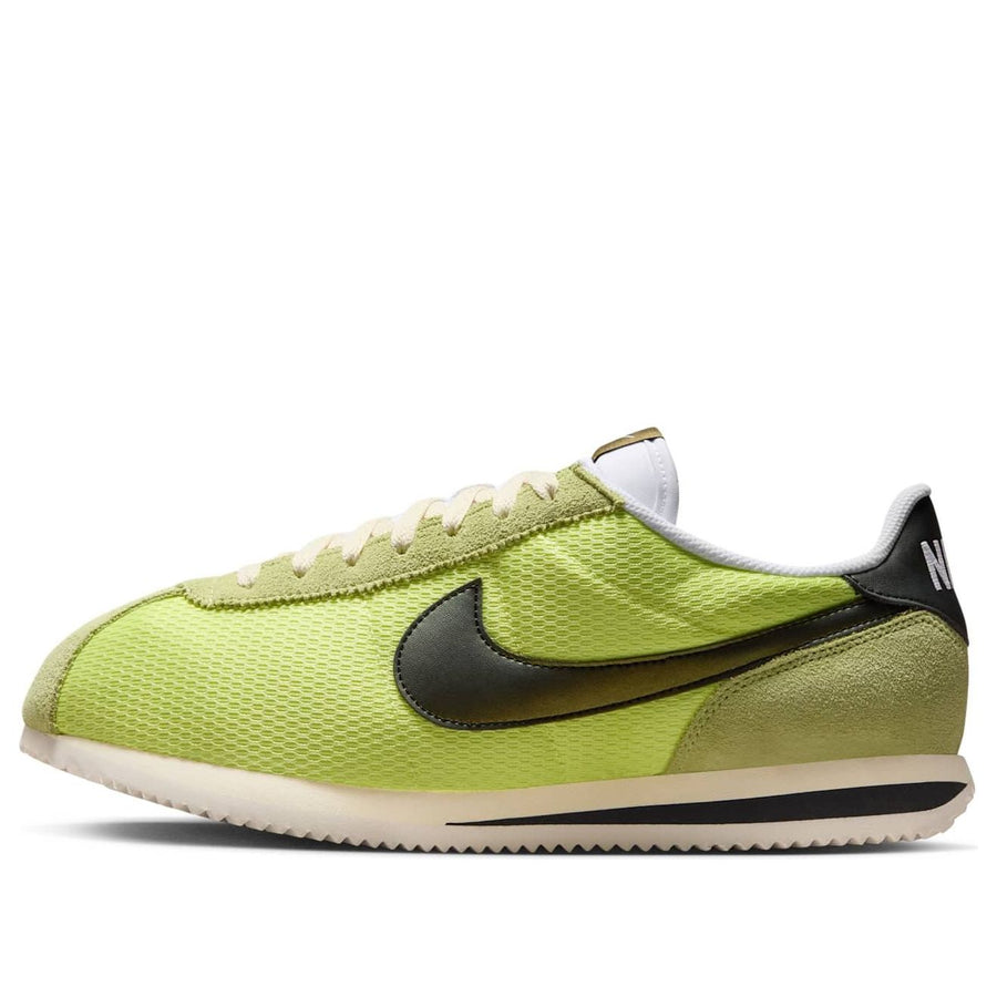 

Кроссовки Nike Cortez Textile 'Light Lemon Twist', зеленый