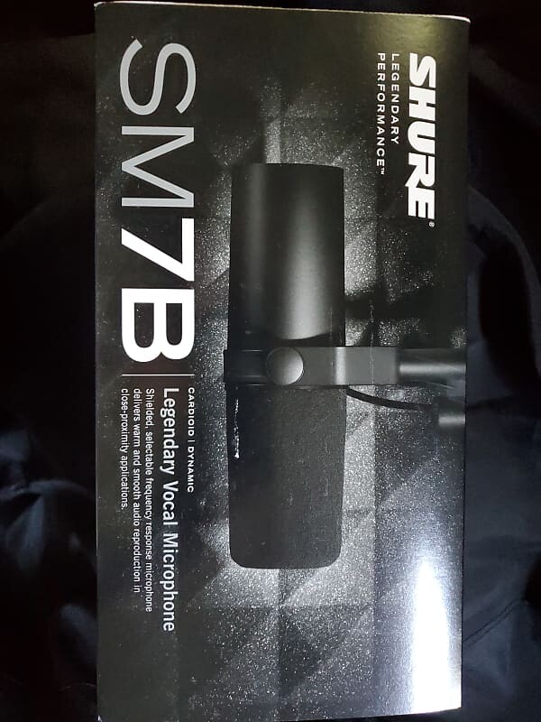 

Динамический микрофон Shure SM7B Cardioid Dynamic Microphone