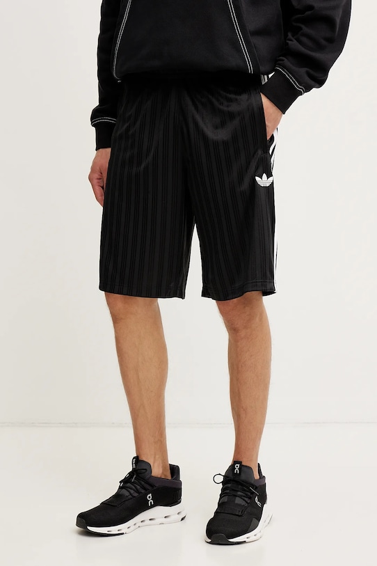 

Шорты Poly Short Adidas Originals, черный