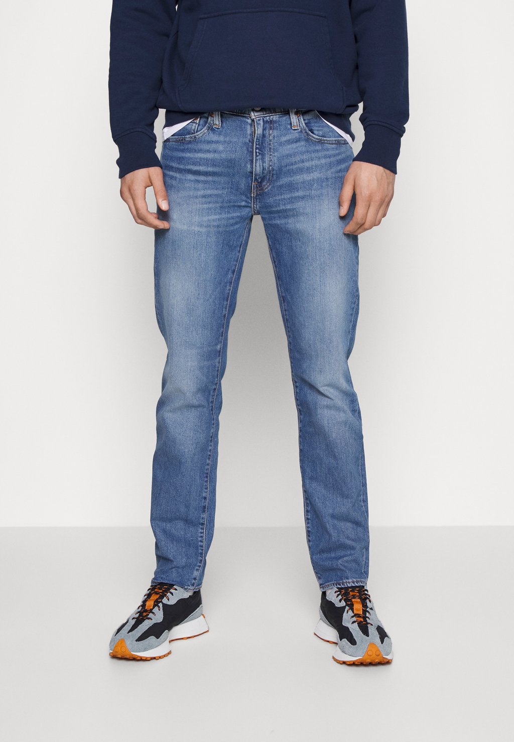 

Джинсы облегающего кроя Levi's 511™ SLIM, цвет Mighty Mid Adv