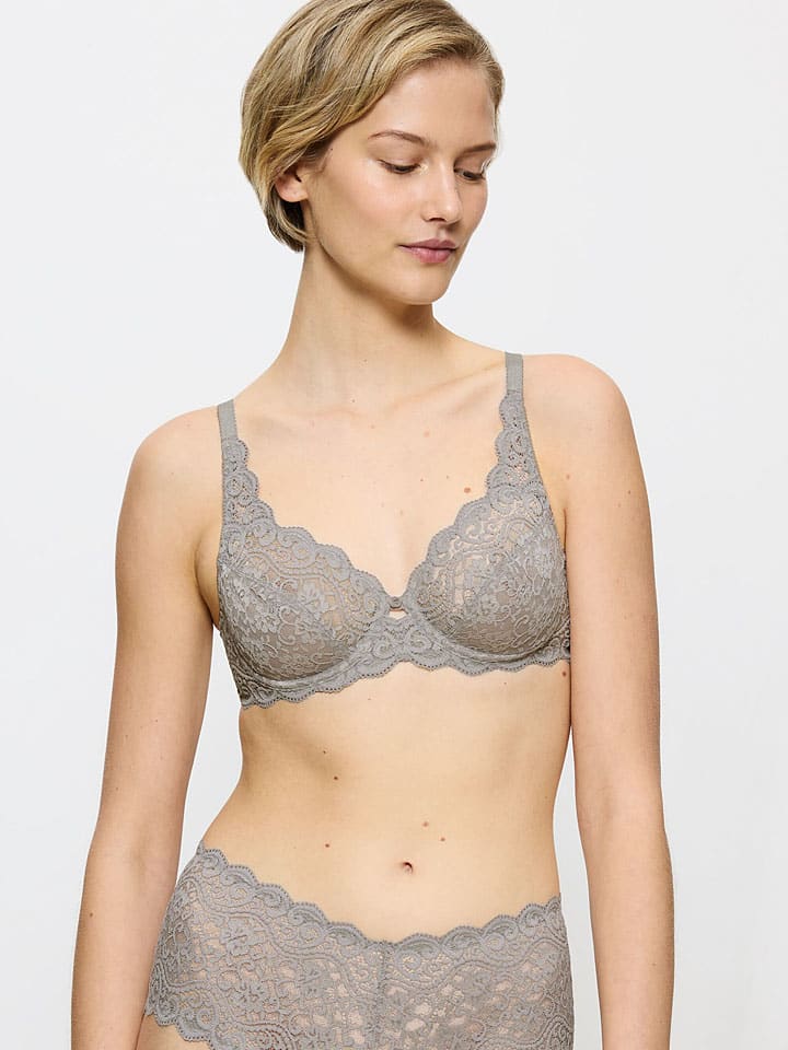 

Triumph Бюстгальтер на косточках "Amourette" серого цвета