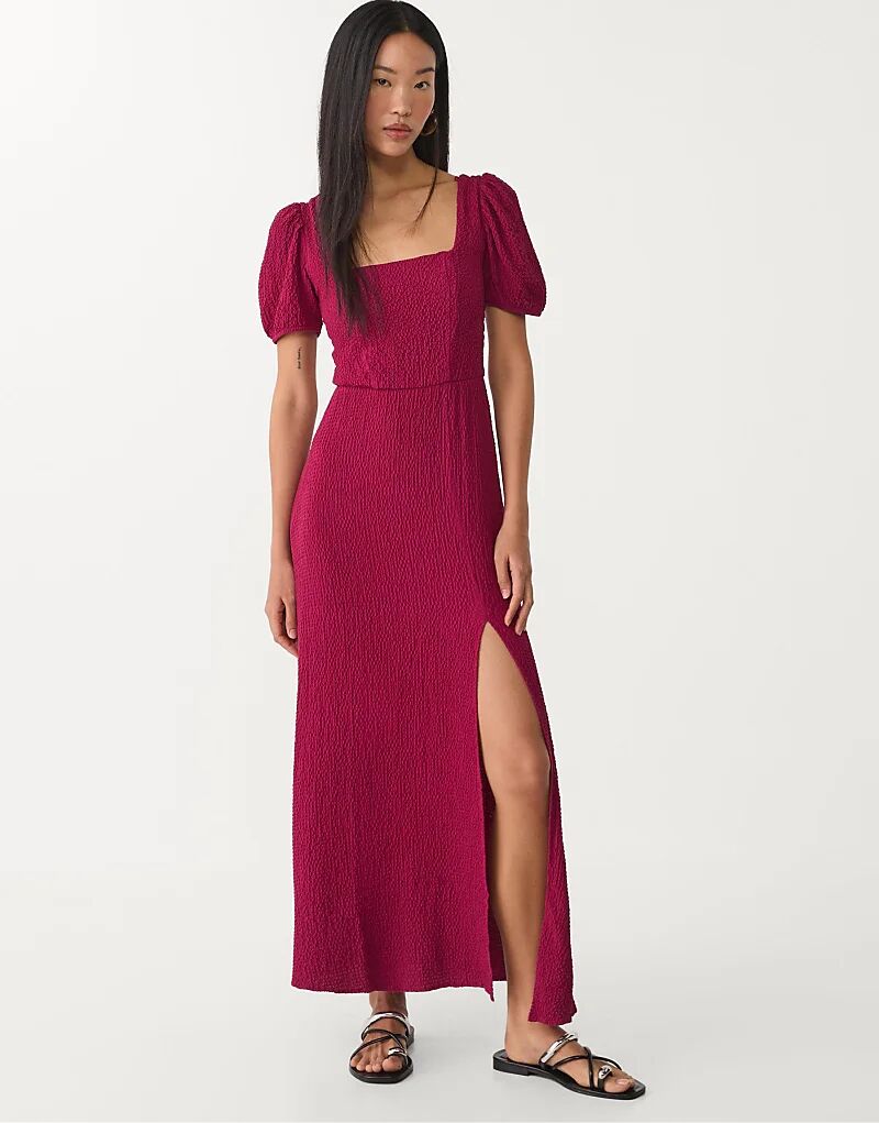 

Платье макси Stradivarius Flowing с перекрещивающимися деталями на спине, светло-розового цвета