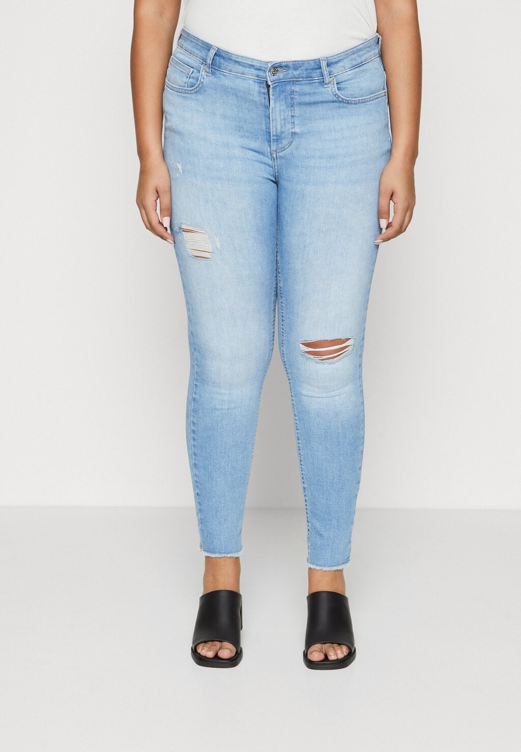 

Джинсы Skinny Fit CARWILLY ONLY Carmakoma, цвет light blue bleached denim