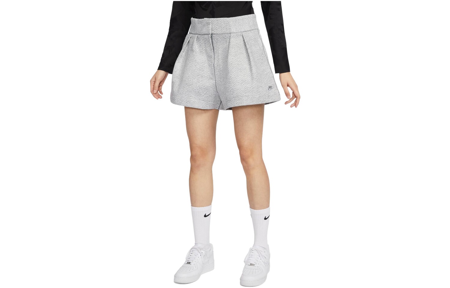 

Повседневные шорты женские серые Nike