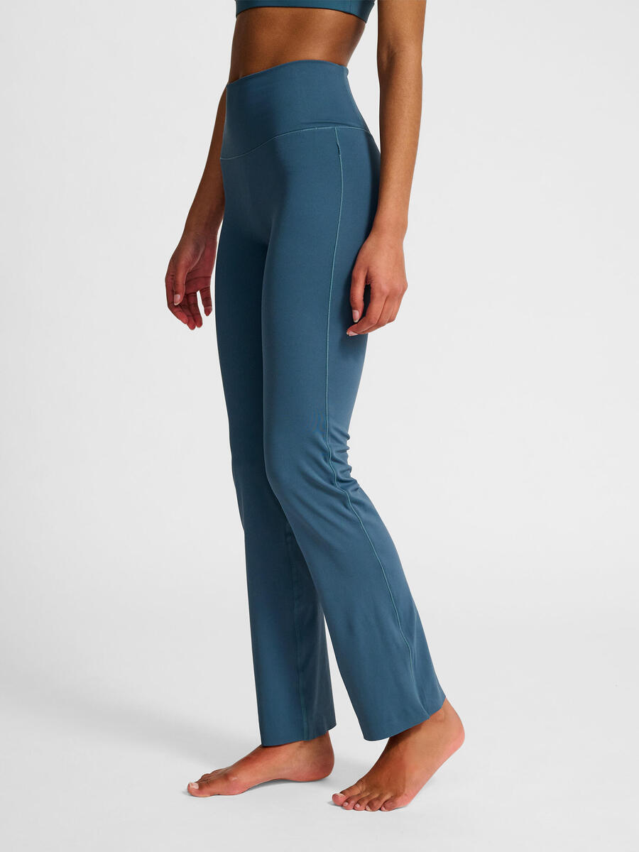 

Леггинсы Hmlyoga Yoga Women HUMMEL