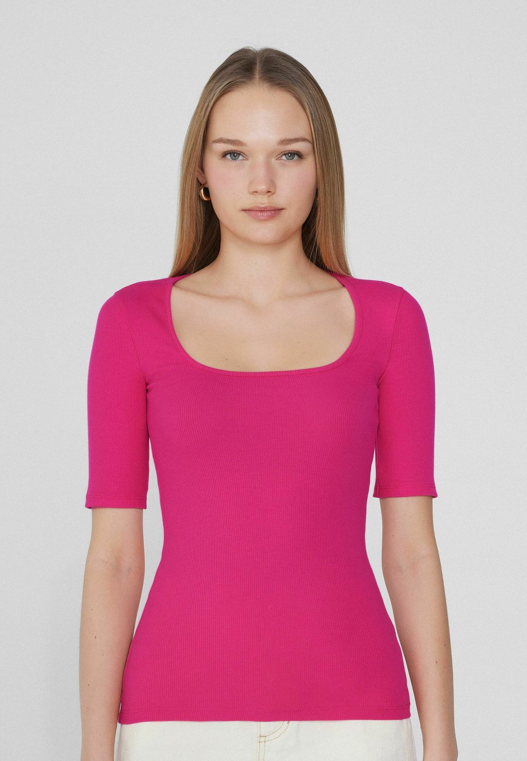 

Базовая футболка Tezenis, цвет Rosa Strawberry