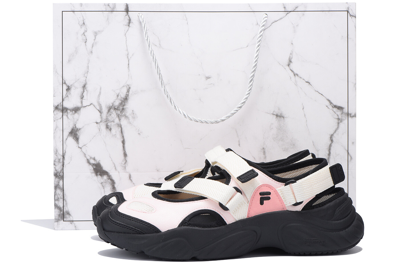 

Сандалии женские Conch Beach Pink Black Fila Fusion