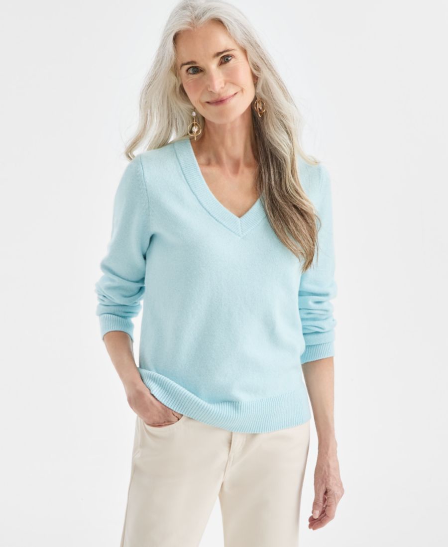 

Укороченный свитер Holly Shine с V-образным вырезом, эксклюзивно представлен в Macy's Style & Co, Holy Shne Blue