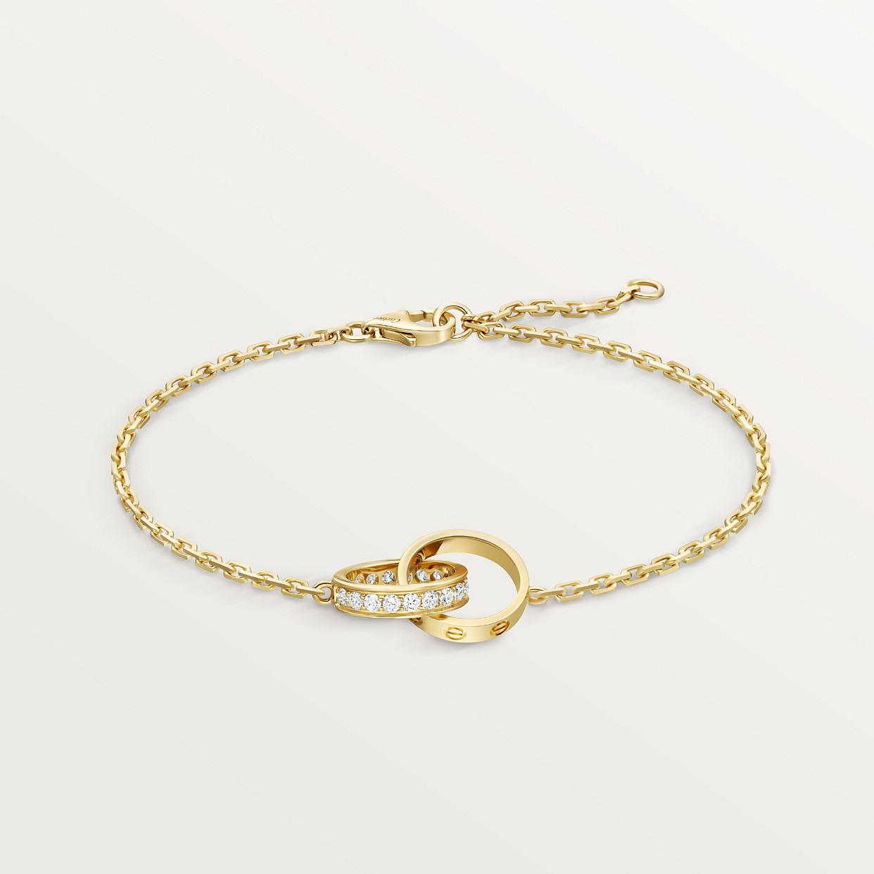 

Браслет Cartier Bracelet LOVE, sur chaîne, semi-pavé, желтое золото