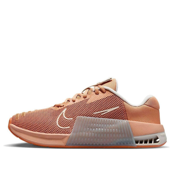 

Кроссовки меткон 9 Nike, коричневый