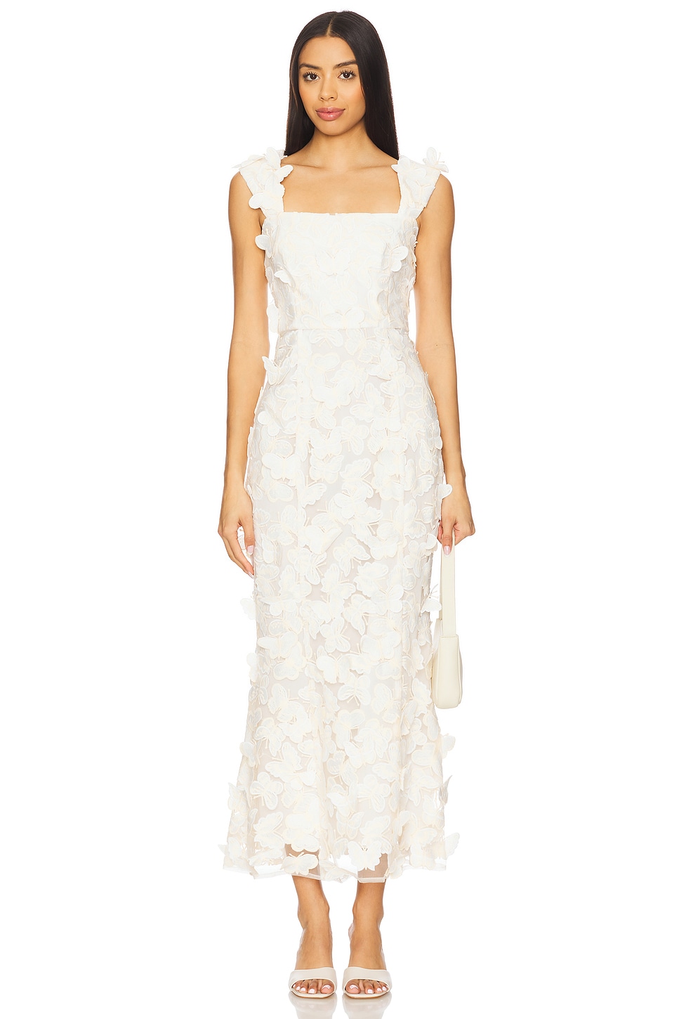 

Средняя длина платья Elliatt, cream