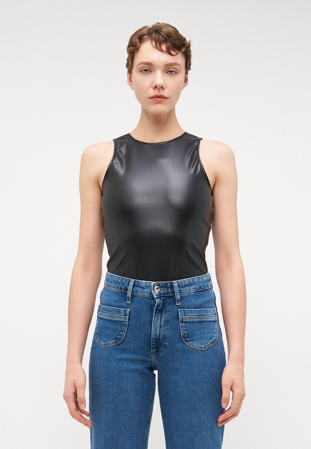 

Топ ONLTANA BODY ONLY Tall, черный