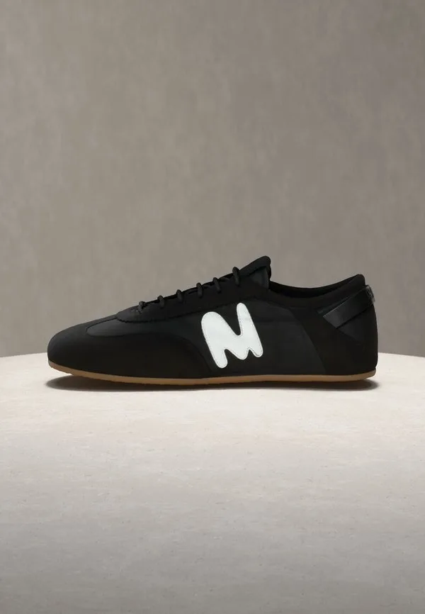 Новые ретро-кроссовки из сверхлегкого материала Msgm, Black — фото 2