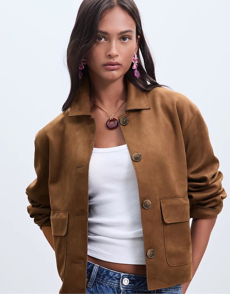

Куртка Stradivarius из искусственной замши с карманами коричневого цвета