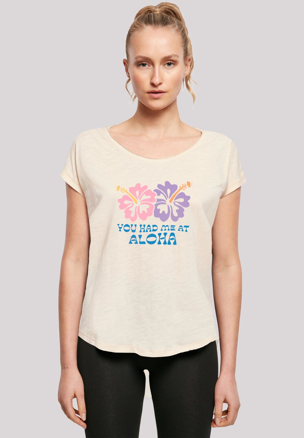 

Футболка с принтом YOU HAD ME AT ALOHA F4NT4STIC, песочный