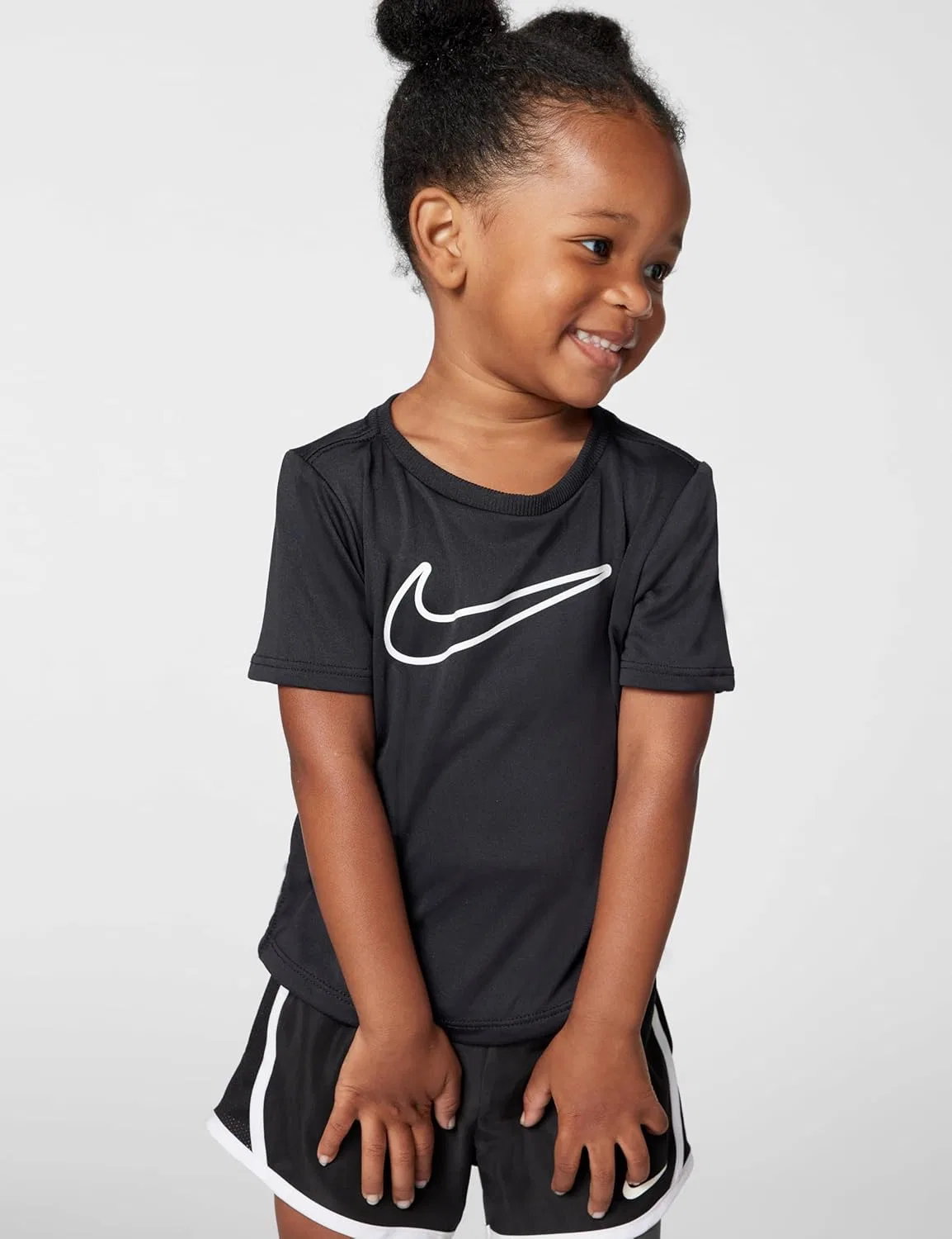 Футболка для девочек Nike One Fitted Dri-FIT, Black/White — фото 4