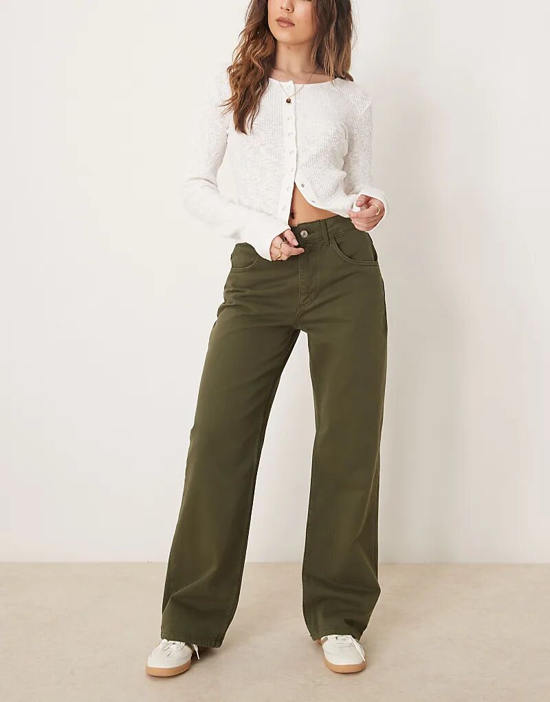 

Мешковатые джинсы бойфренда цвета лесной зелени ASOS DESIGN