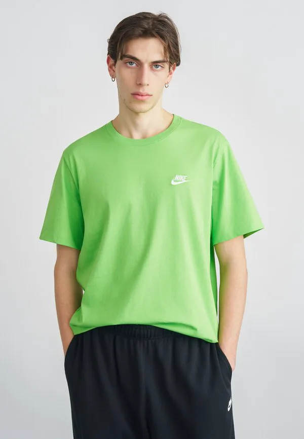 Клубная футболка унисекс базовая футболка Nike Sportswear, Mean Green
