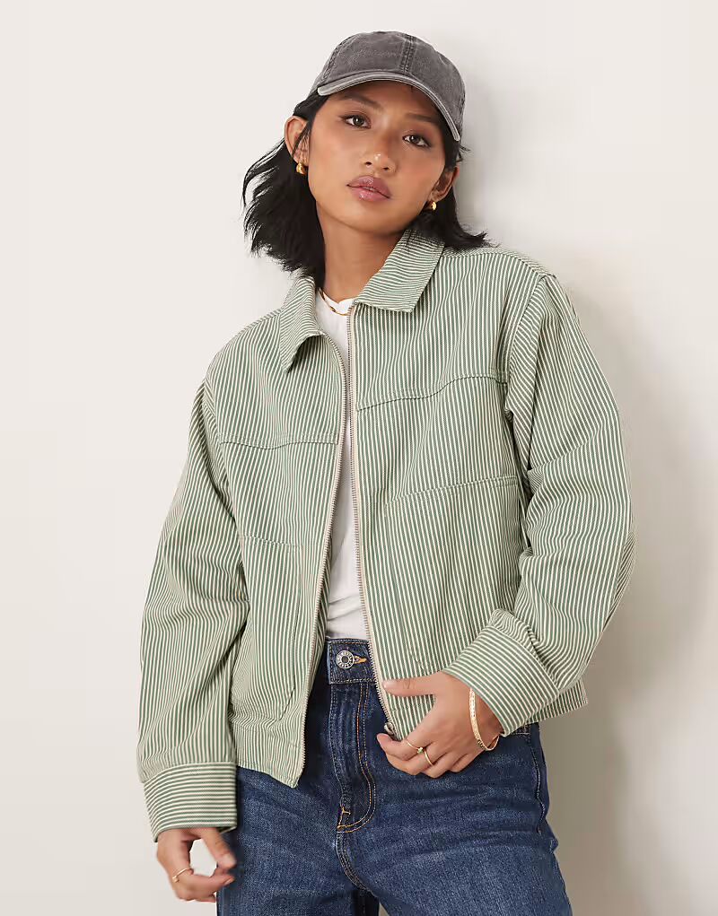 

ASOS DESIGN Petite полосатая твиловая куртка с воротником ASOS Petite