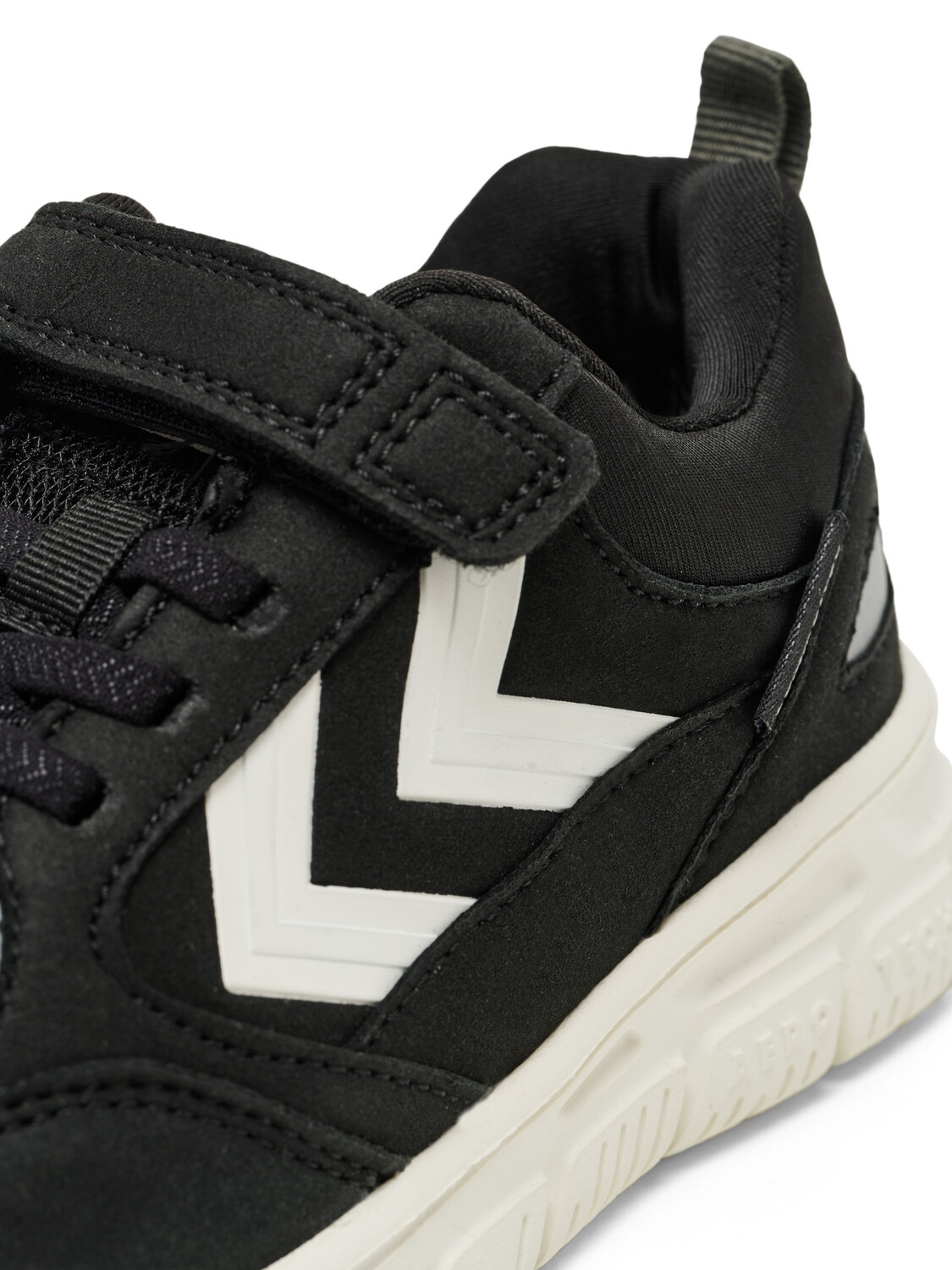 Низкие кроссовки Hummel X Light 2.0 Tex Jr, черный — фото 3