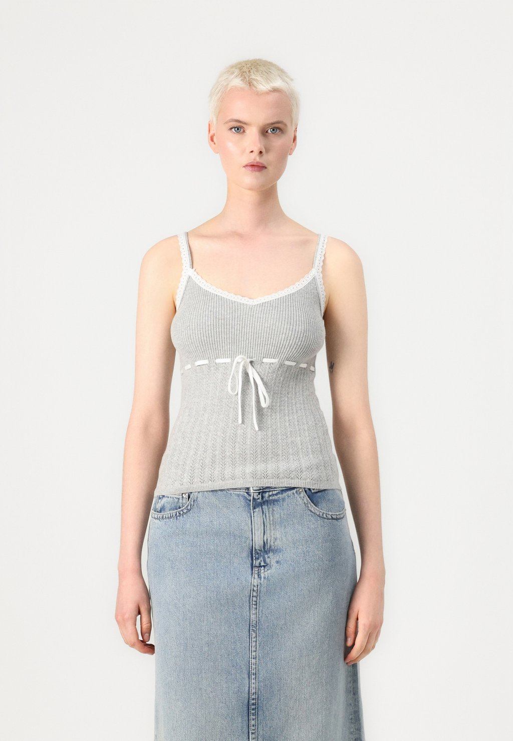 

Топ BARE CONTRAST TANK Hollister Co., серый