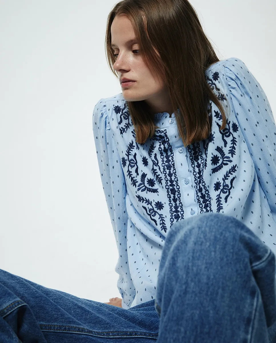 

Вышитая блуза с нагрудником Sfera, светло-голубой