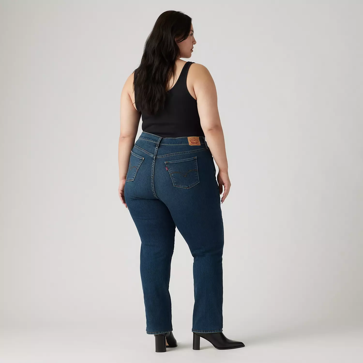 314 моделирующие прямые женские джинсы (большие размеры) Levi's, цвет Zealous Blue - Dark Wash — фото 3