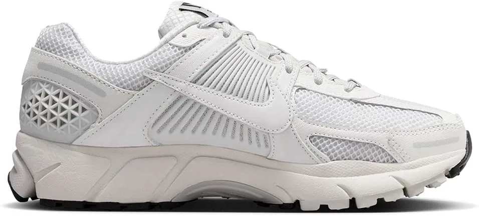 Женские кроссовки для бега Nike Zoom Vomero 5, белый/серый/черный — фото 4