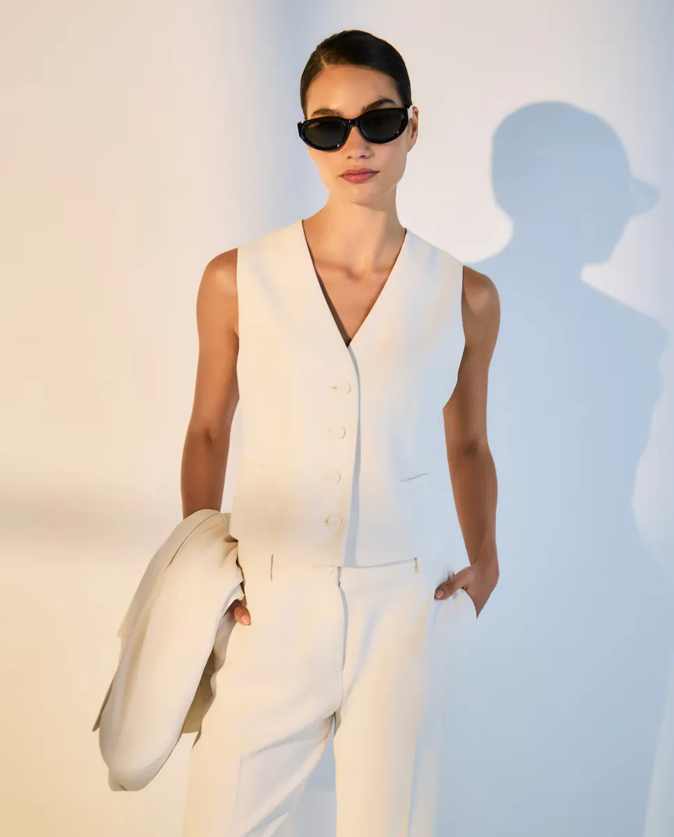 

Жилет женский костюмный Woman El Corte Inglés, цвет 120 Crudo