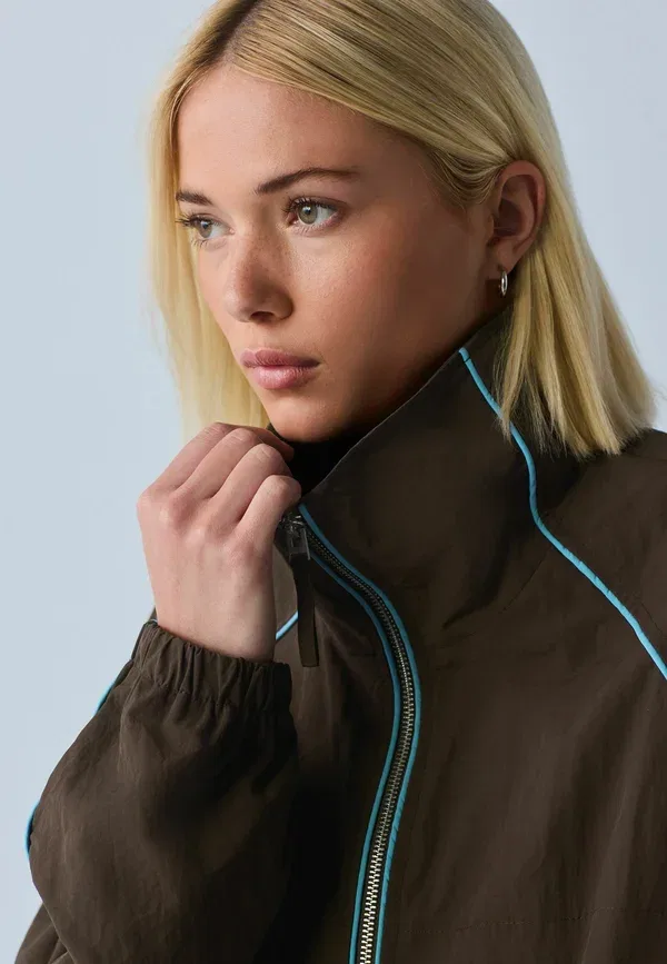 Куртка дождевая Regular fit, Next, шоколадно-коричневый — фото 3