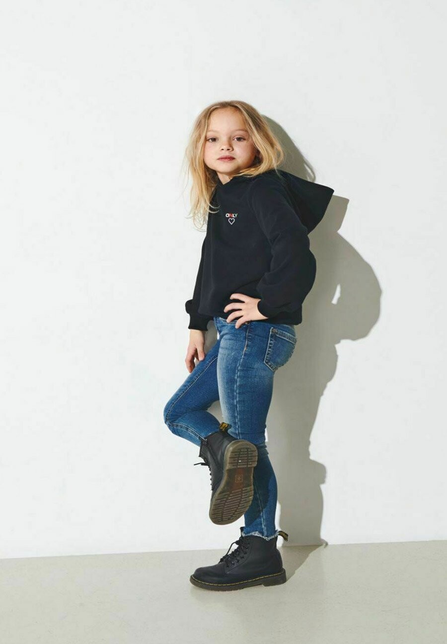 

Толстовка с капюшоном Kognoomi Logo Hood Kids ONLY, черный