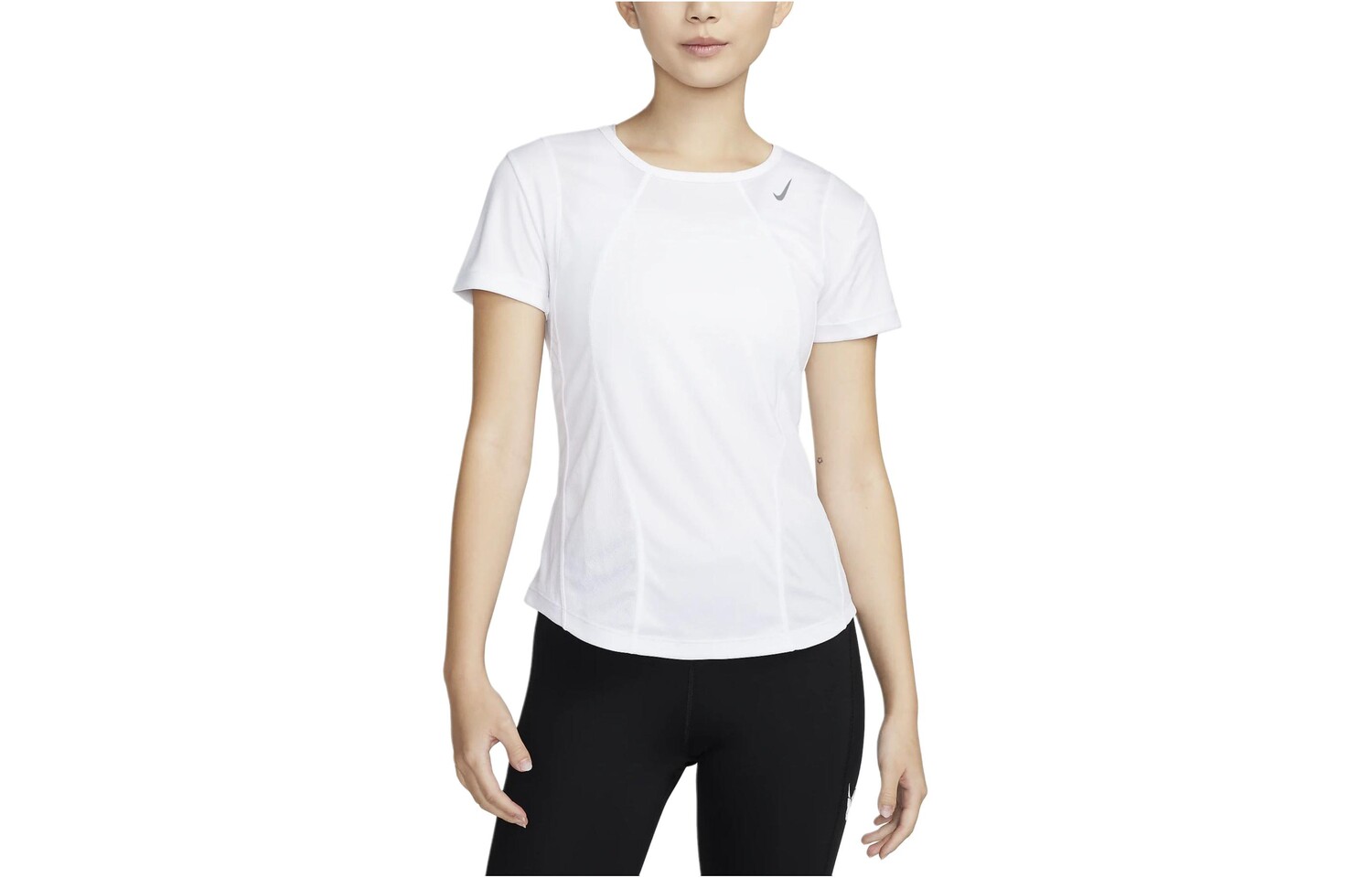 

Футболка женская белая Nike