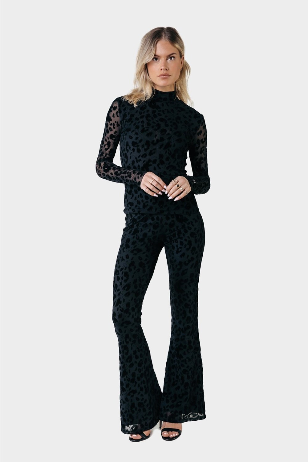 

Спортивные брюки EXTRA FLARE Colourful Rebel, черный