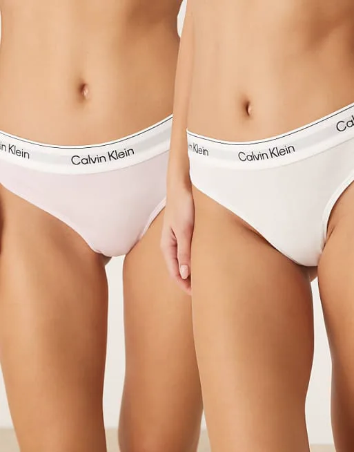 

Комплект из 2 трусов-стрингов Calvin Klein Icon Cotton Modal белого/розового цвета