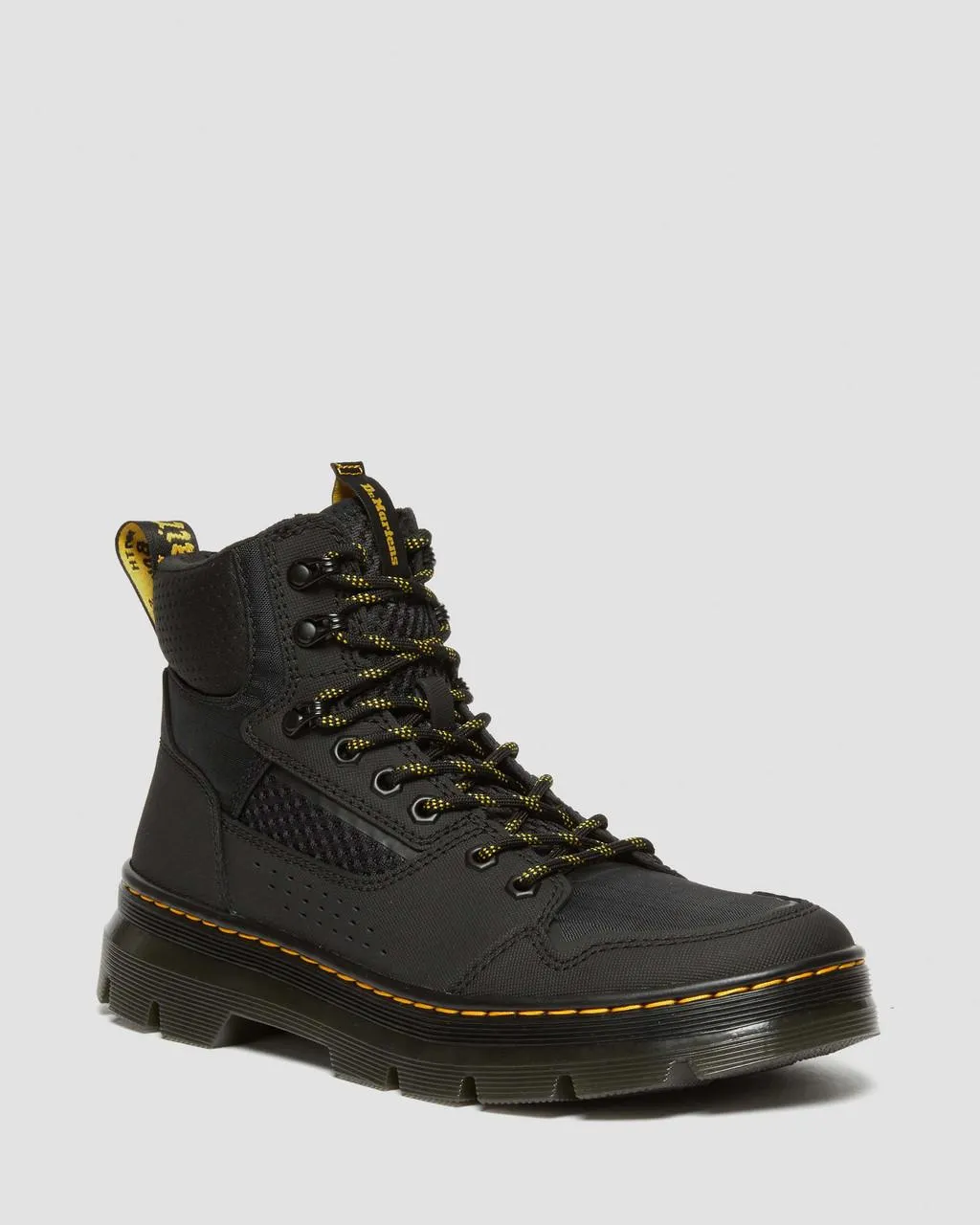 

Универсальные ботинки на шнуровке Dr. Martens Rilla, черный